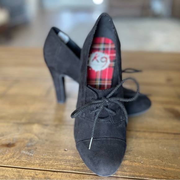 Women’s Black Oxford Heel, size 6 1/2 - Picture 6 of 8